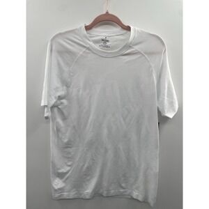 NWT Fabletics The Training Day T-Shirt Men's Medium Classic White Tactical Gear